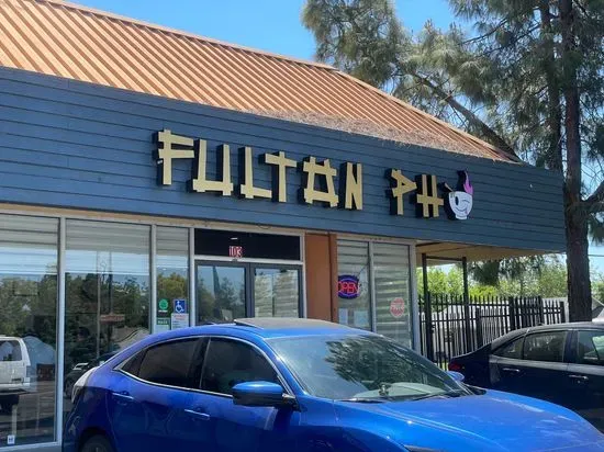 Fulton Pho