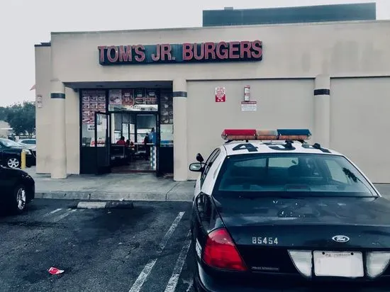 Tom’s Jr. Burgers