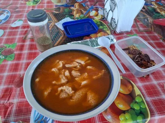 Menudo don Goyo