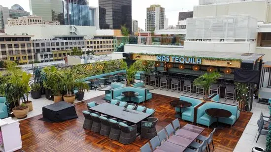 Cielo Rooftop Lounge