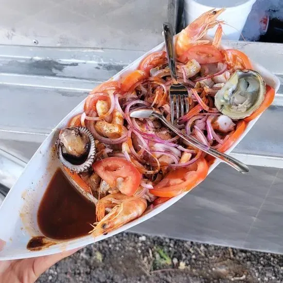 Tacos y Mariscos EL TARRAYAZO