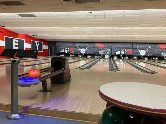 Bowlero Vernon Hills