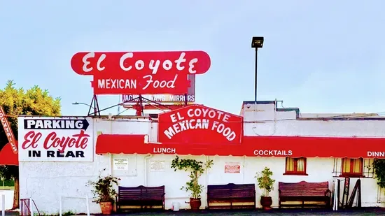 El Coyote