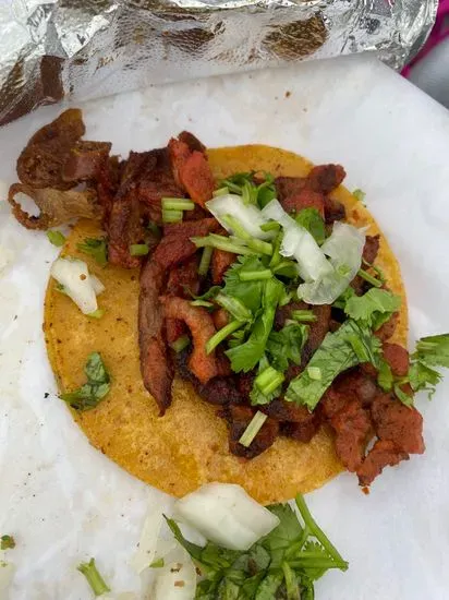 TACOS LA BAJA PASTOR Y BIRRIA