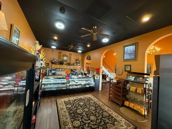 Euro Bakery: Desserts, Restaurant & Florist