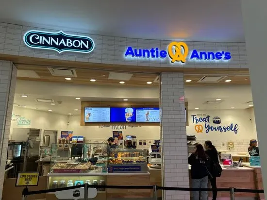 Cinnabon