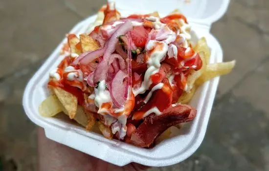 Salchipapas y Ceviche de Chochos El Mijin