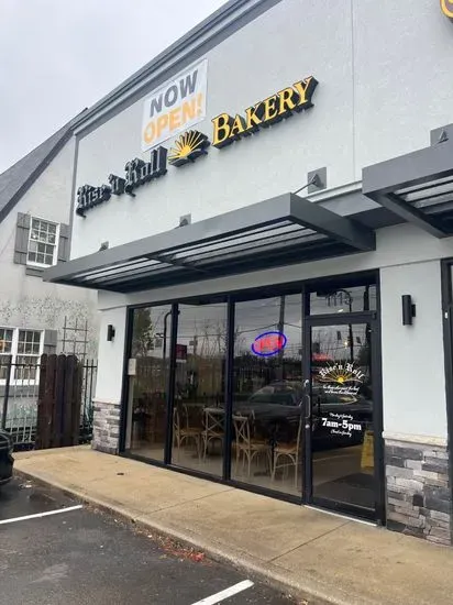 Rise'n Roll Bakery — Nora