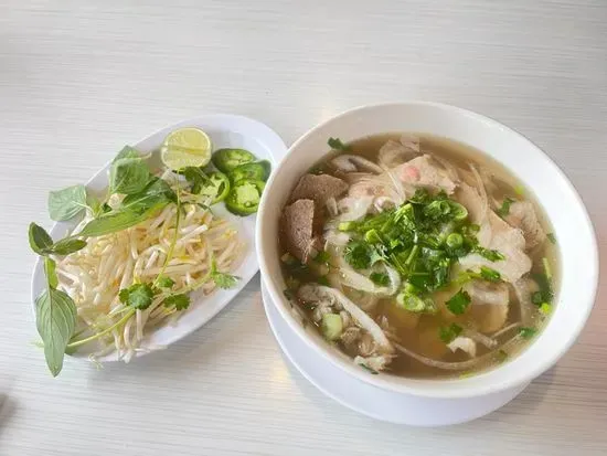 Pho Highland