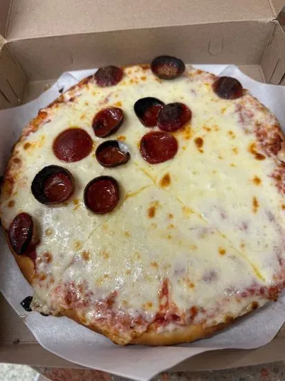 Bocce Club Pizza