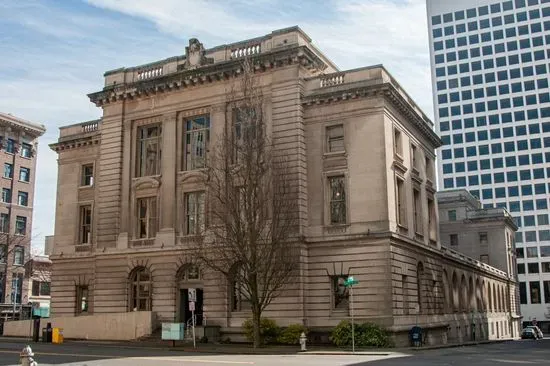 Court House Square