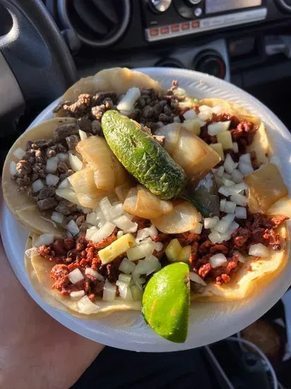 Tacos Los Tres Potrillos