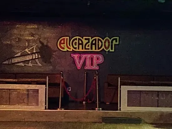 EL CAZADOR Nightclub