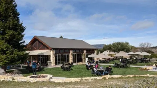 Calcareous Vineyard Tasting Room