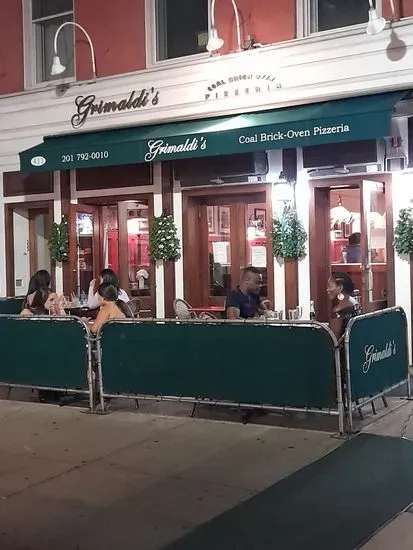 Grimaldi's Pizzeria