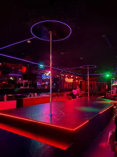 Roxxies Night Club