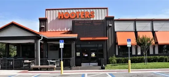 Hooters