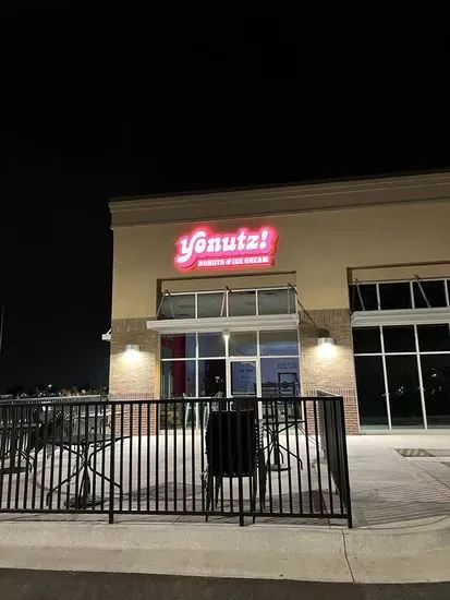 Yonutz Donuts and Ice Cream - Yukon Oklahoma