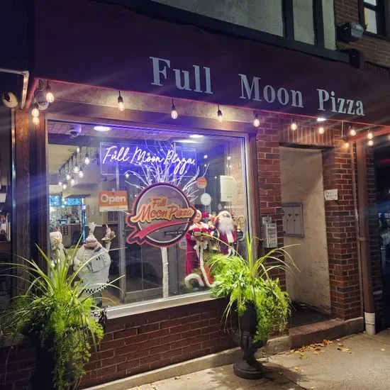 Full Moon Pizzeria