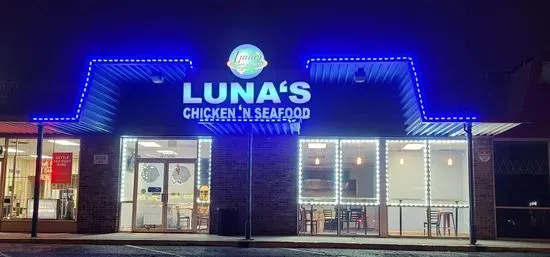 Luna's Chicken N Seafood