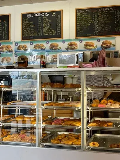 Maple leaf Donuts