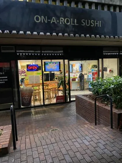 OnARoll Sushi