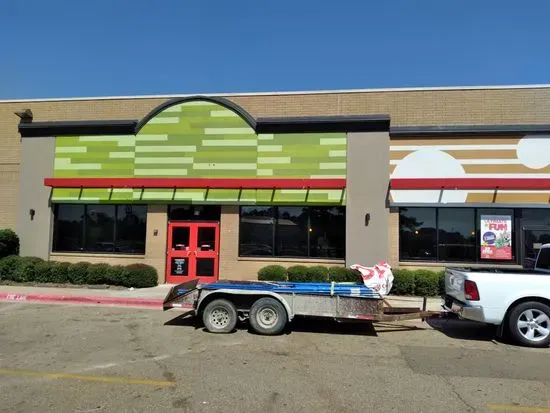 Chuck E. Cheese