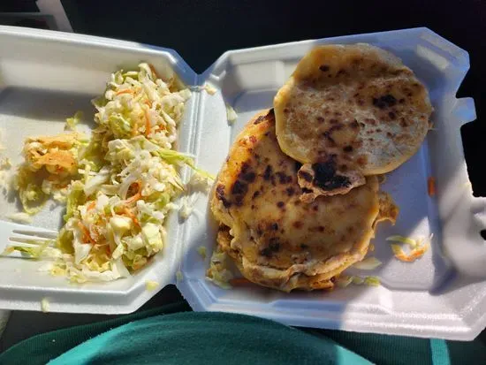 La pupuseria y taqueria La Bendición -Food Truck