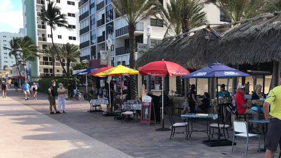 Ocean Alley Restaurant & Beach Bar