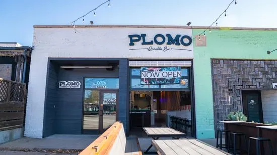 Plomo Quesadillas: Henderson Ave