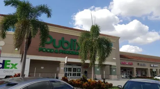 Publix Super Market at Plaza Del Paraiso