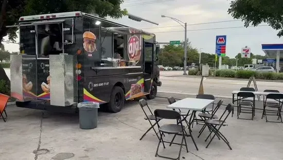 Aja Food Truck Miller