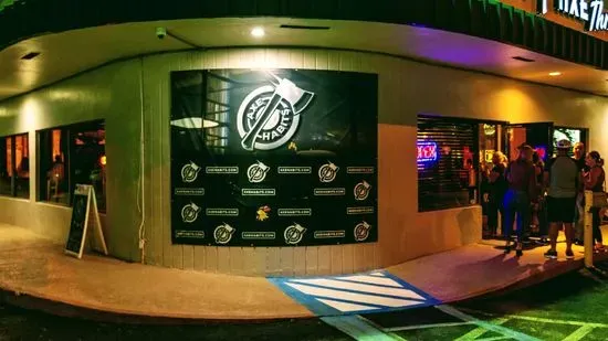 Axe Habits Sports Bar & VR Escape Rooms