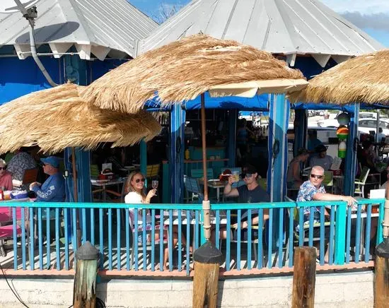 Island Gypsy Cafe & Marina Bar