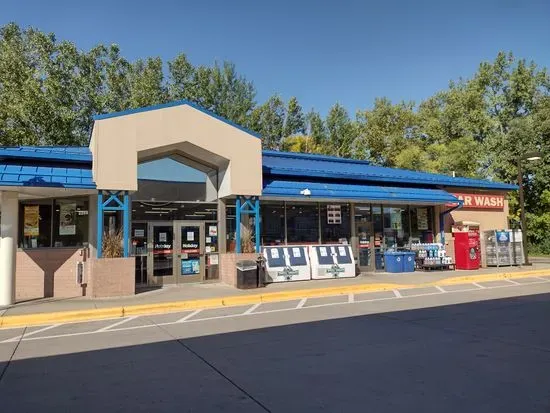 Holiday Stationstores