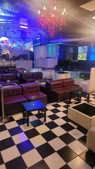 Taurus Bar Lounge & Disco