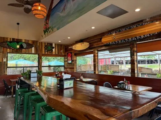 Pono Hawaiian Kitchen & Tap