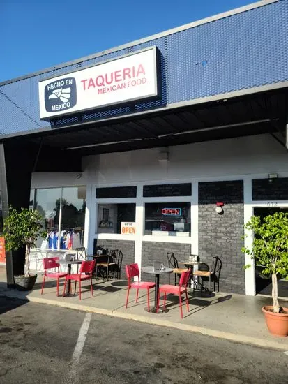 Hecho En Mexico Taqueria