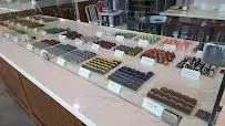 Splendid Oaks Chocolates & Ice Cream