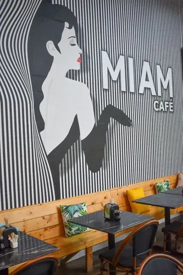 Miam Cafe Biscayne