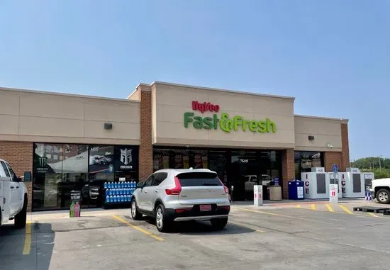 Hy-Vee Fast & Fresh