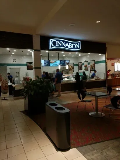 Cinnabon