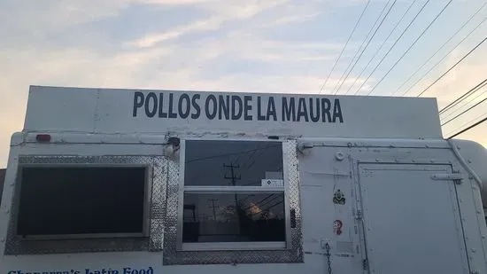 Comida 100 por ciento catracha '"Maura""