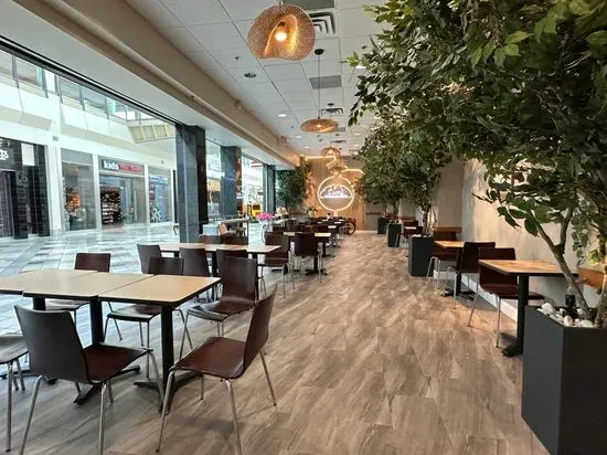 Lumi Vietnamese Bistro