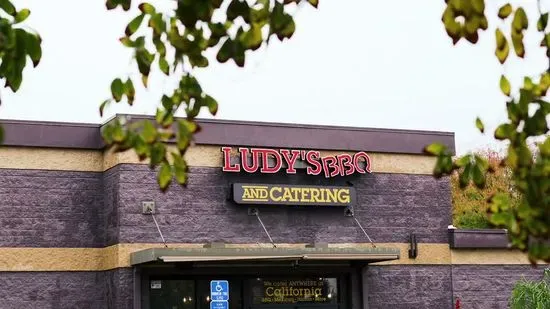 Ludy's BBQ and Catering