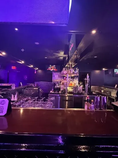 The 80s Bar