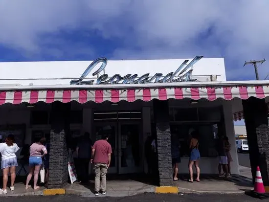 Leonard's Bakery Malasada Truck