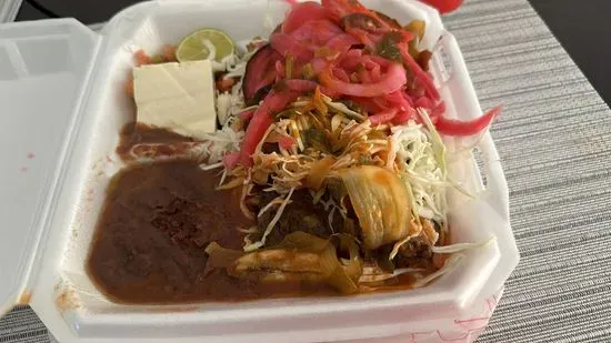 Antojitos Hondureños Latin (Food Truck)