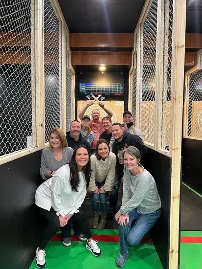 Valhalla Indoor Axe Throwing