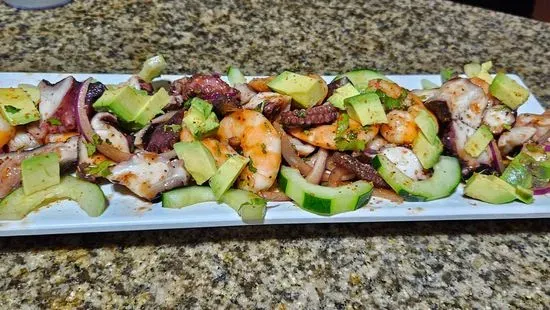 EL 701 Mariscos & Sushi Sinaloa Style